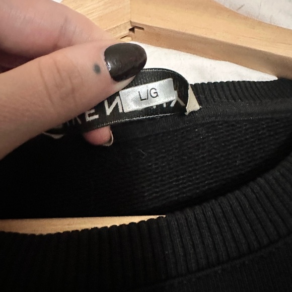 Givenchy pullover sweater - Picture 7 of 7